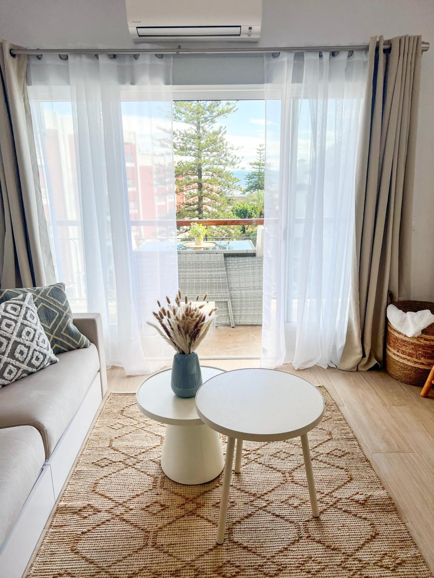 Studio Hola Arenal Platja de Larenal Eksteriør billede